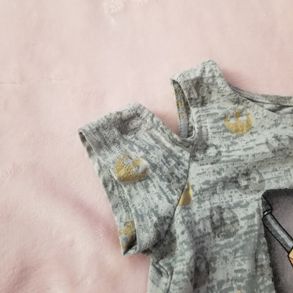 💞HOSTpick 2x💞Star Wars Fierce Top Size 6/6x - Picture 3 of 6